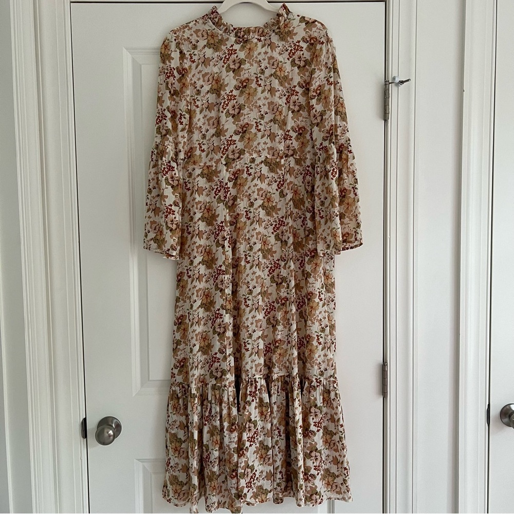 *RARE* DÔEN Noisette Dress